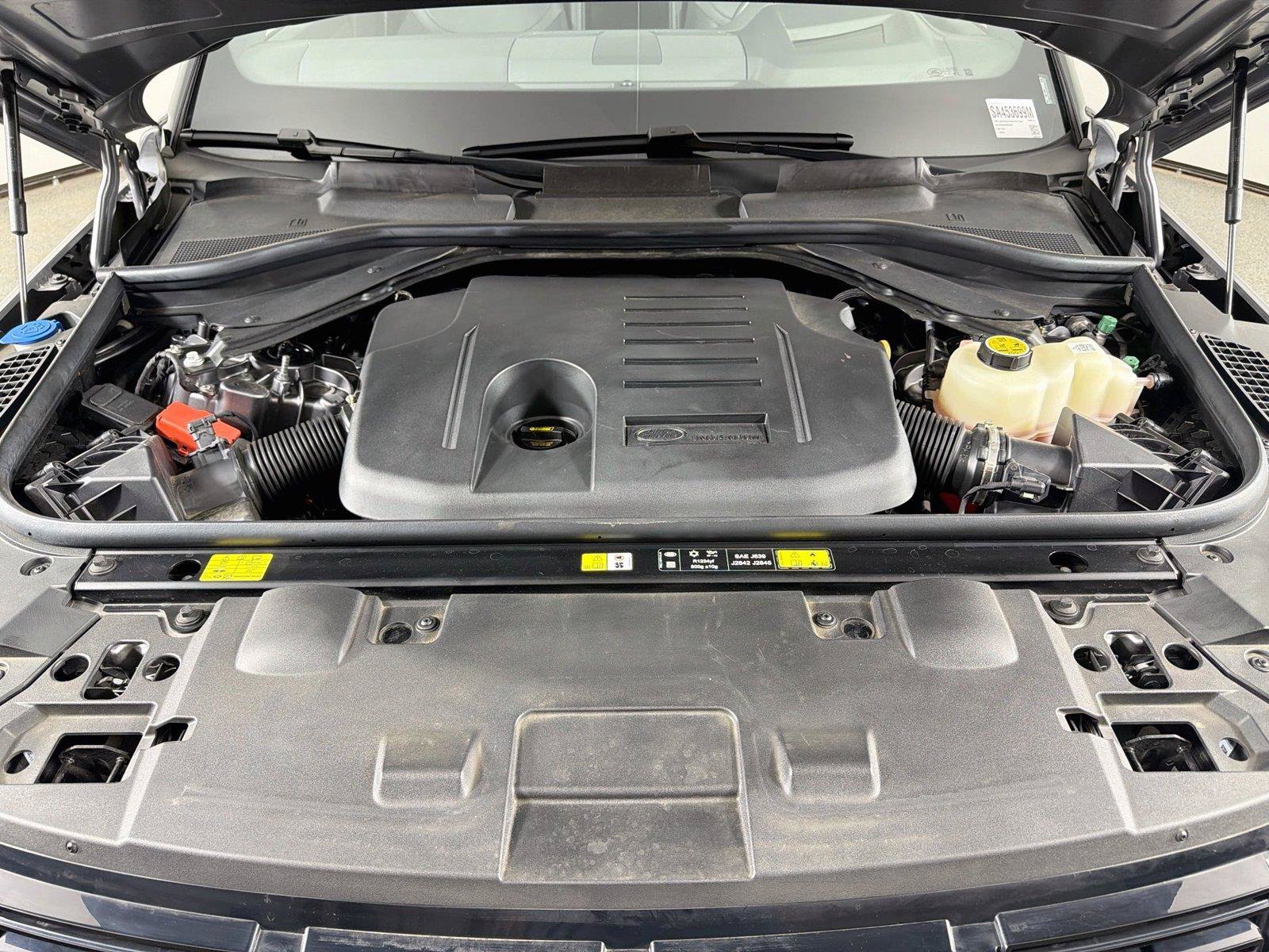 Certified 2025 Land Rover Range Rover Sport SE AWD/4WD image 29