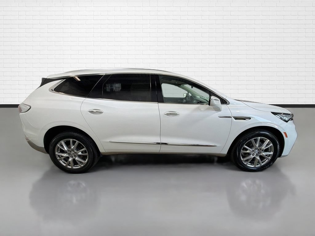 Used 2023 Buick Enclave Essence w/ Experience Buick Package AWD/4WD image 10