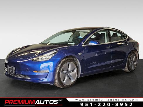 Used 2017 Tesla Model 3 RWD image 1