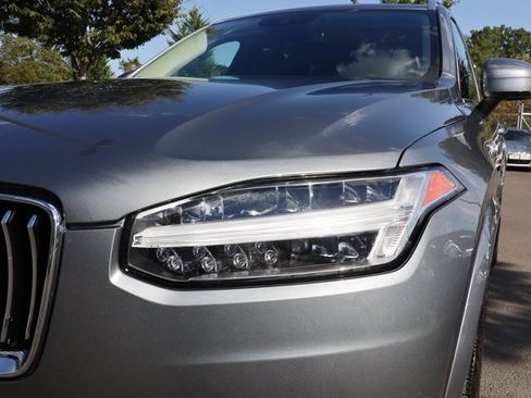 Used 2020 Volvo XC90 T5 Momentum w/ Protection Package image 22