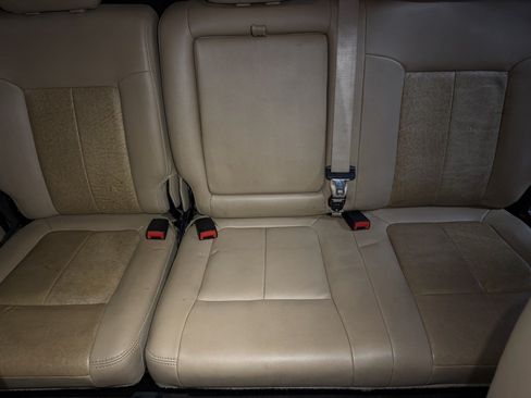Used 2011 Ford F350 Lariat w/ Lariat Interior Pkg AWD/4WD image 35