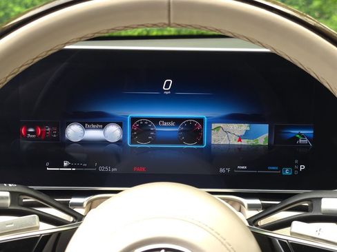 Used 2023 Mercedes-Benz S 500 4MATIC image 37