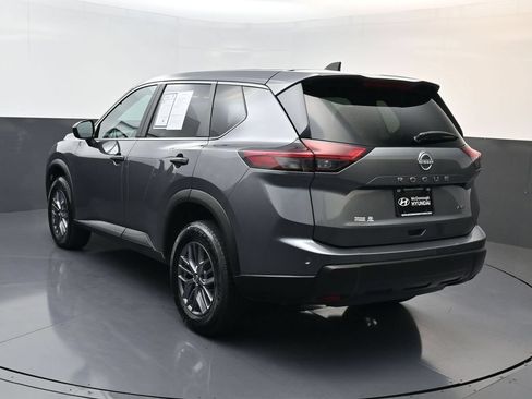 Used 2024 Nissan Rogue S AWD/4WD image 5