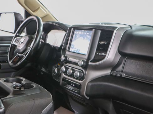 Used 2019 RAM 1500 Big Horn image 26