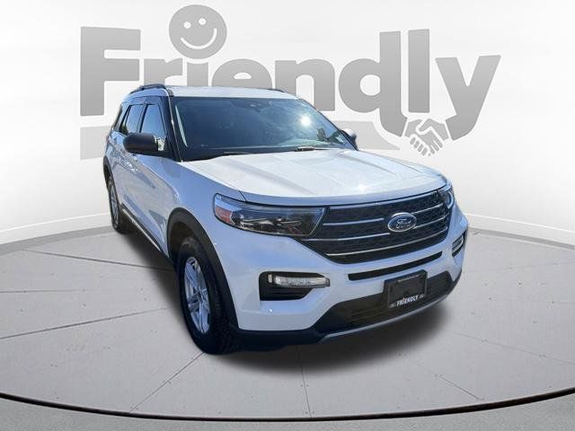 Used 2022 Ford Explorer XLT w/ Equipment Group 202A AWD/4WD image 11
