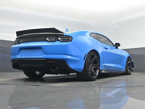 Used 2022 Chevrolet Camaro SS image 41
