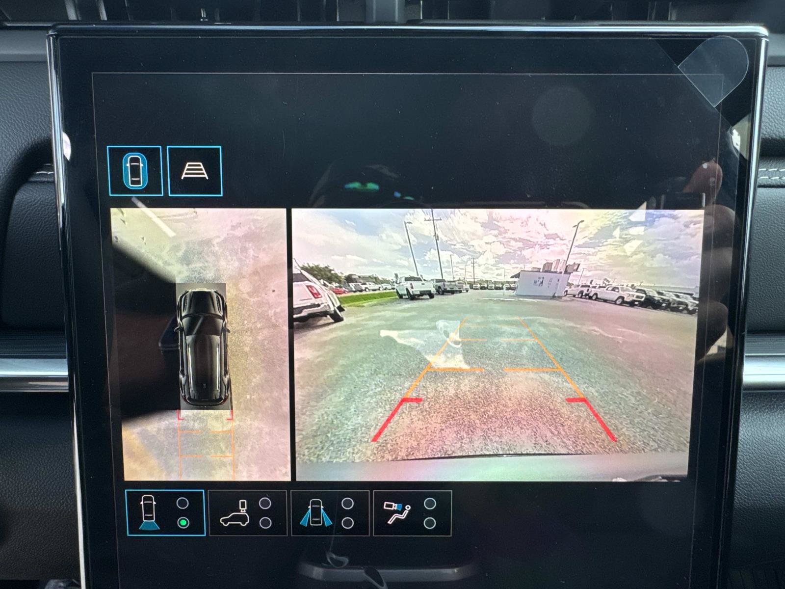 New 2027 GMC Terrain Elevation w/ Elevation Premium Package FWD image 27