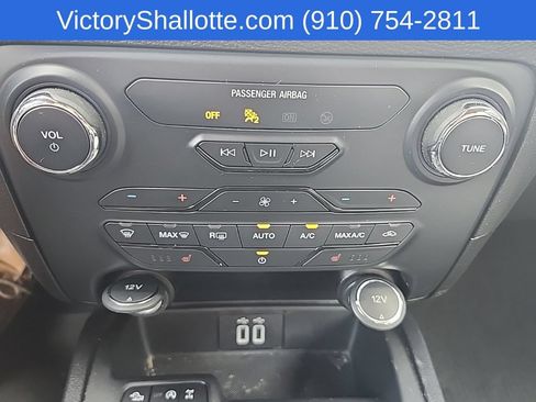 Used 2020 Ford Ranger XLT w/ Equipment Group 302A Luxury AWD/4WD image 8