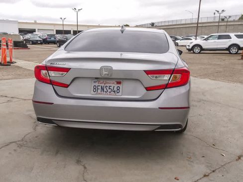 Used 2018 Honda Accord LX image 8