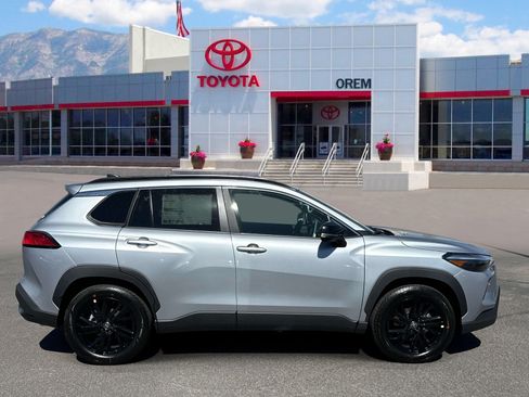 New 2026 Toyota Corolla Cross AWD Hybrid w/ Convenience Package image 3