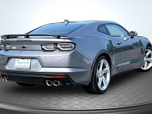 Used 2019 Chevrolet Camaro SS RWD image 6