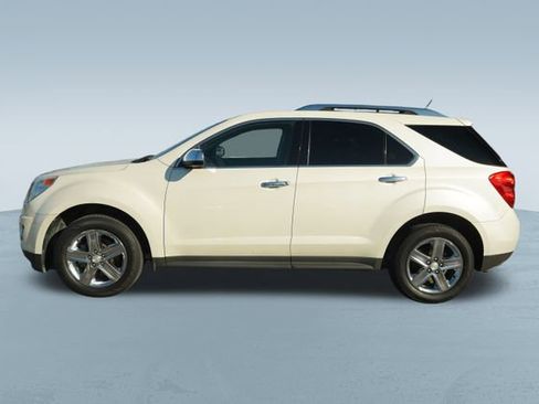 Used 2015 Chevrolet Equinox LTZ image 4