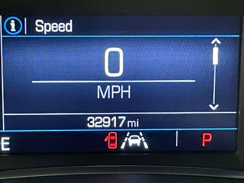 Used 2023 GMC Terrain SLE w/ Driver Convenience Package image 30