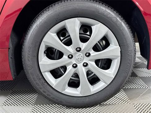 Certified 2025 Toyota Corolla LE w/ Convenience Package image 4