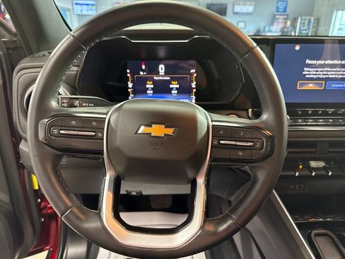 Used 2023 Chevrolet Colorado LT w/ LT Convenience Package II RWD image 16