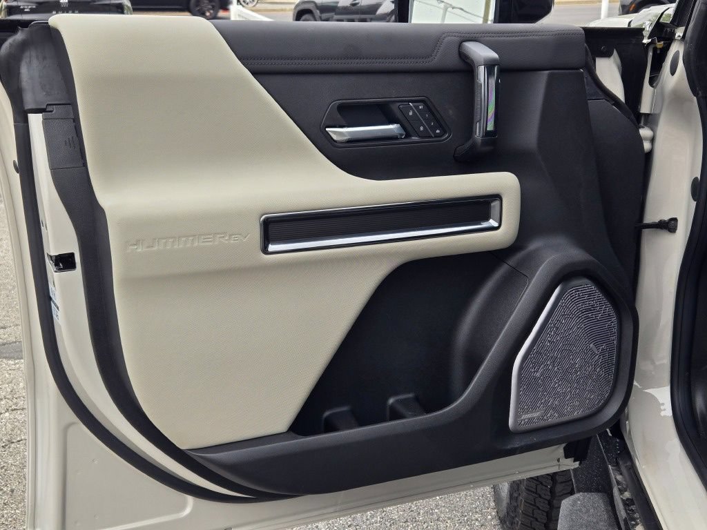 New 2026 GMC Hummer EV 4x4 Crew Cab image 32