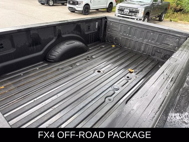 Used 2024 Ford F350 XLT AWD/4WD image 13