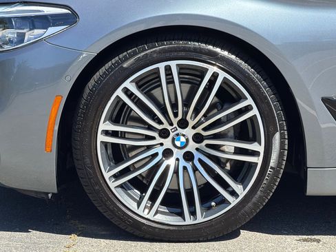 Used 2017 BMW 540i RWD image 37