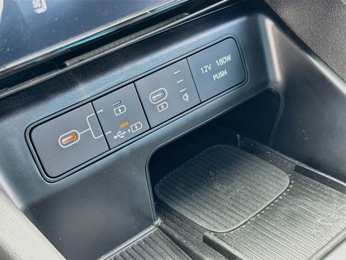 Used 2025 Hyundai Santa Cruz Limited AWD/4WD image 19