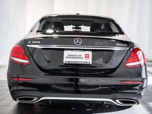 Used 2018 Mercedes-Benz E 300 4MATIC image 5
