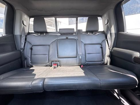 Used 2020 GMC Sierra 1500 SLT w/ SLT Premium Plus Package AWD/4WD image 25