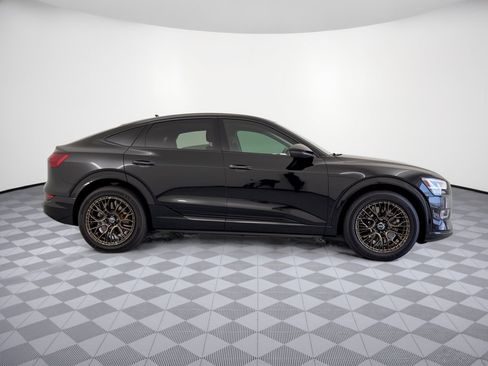 Used 2020 Audi e-tron Premium Plus AWD/4WD image 8