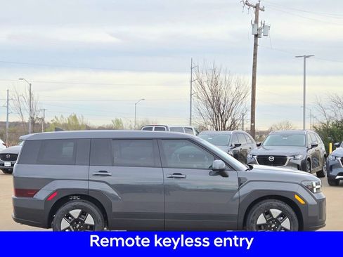 New 2026 Hyundai Santa Fe SE image 3