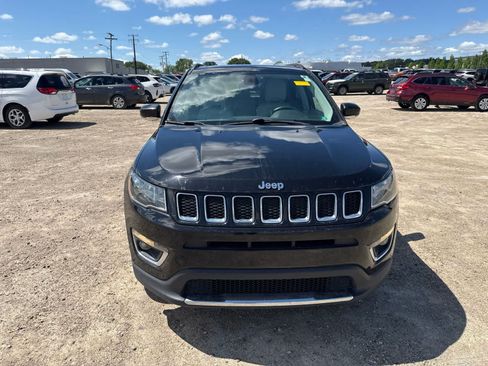Used 2018 Jeep Compass Limited w/ Navigation Group AWD/4WD image 10