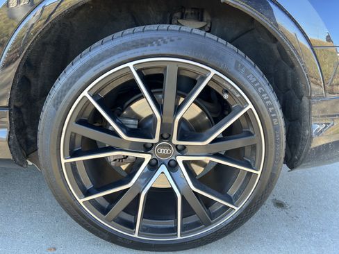 Used 2021 Audi Q7 3.0T Prestige w/ Prestige Package image 13