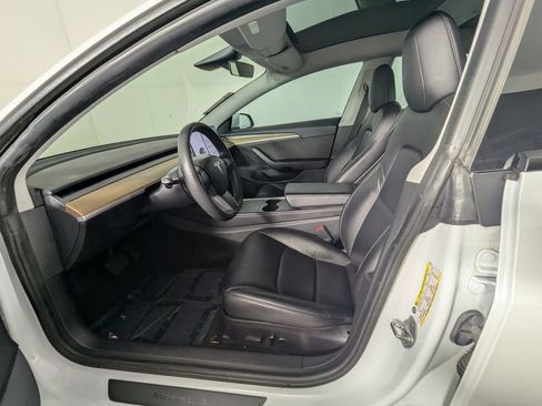 Used 2021 Tesla Model 3 Long Range image 10