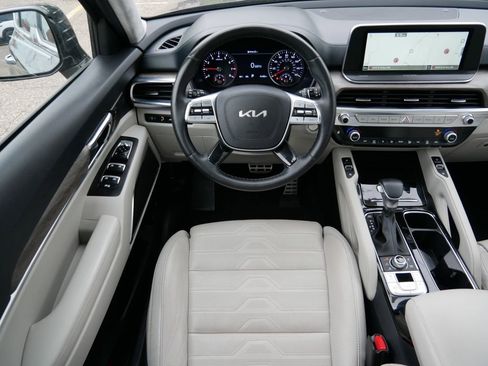 Used 2022 Kia Telluride SX w/ SX Prestige Package AWD/4WD image 12