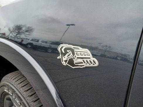 New 2026 RAM 1500 Big Horn w/ Night Edition AWD/4WD image 5