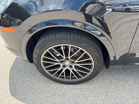 Used 2019 Porsche Cayenne AWD/4WD image 13