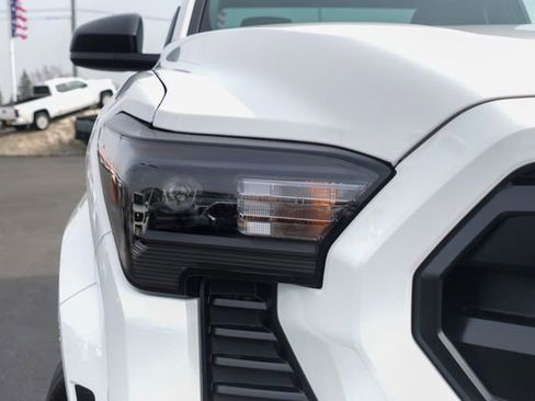 New 2026 Toyota Tacoma SR image 4