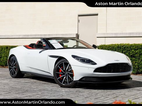 Used 2019 Aston Martin DB11 Volante image 31