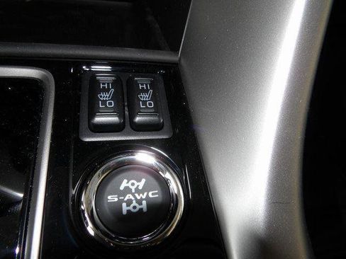 New 2024 Mitsubishi Eclipse Cross LE image 21