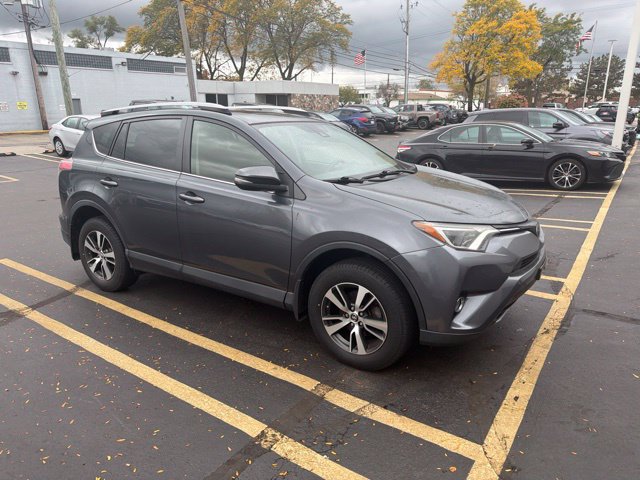 Used 2017 Toyota RAV4 XLE w/ Plus Extra Value Package AWD/4WD image 2