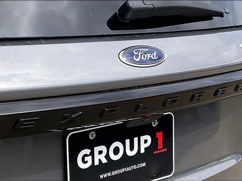 Used 2025 Ford Explorer ST-Line RWD image 30