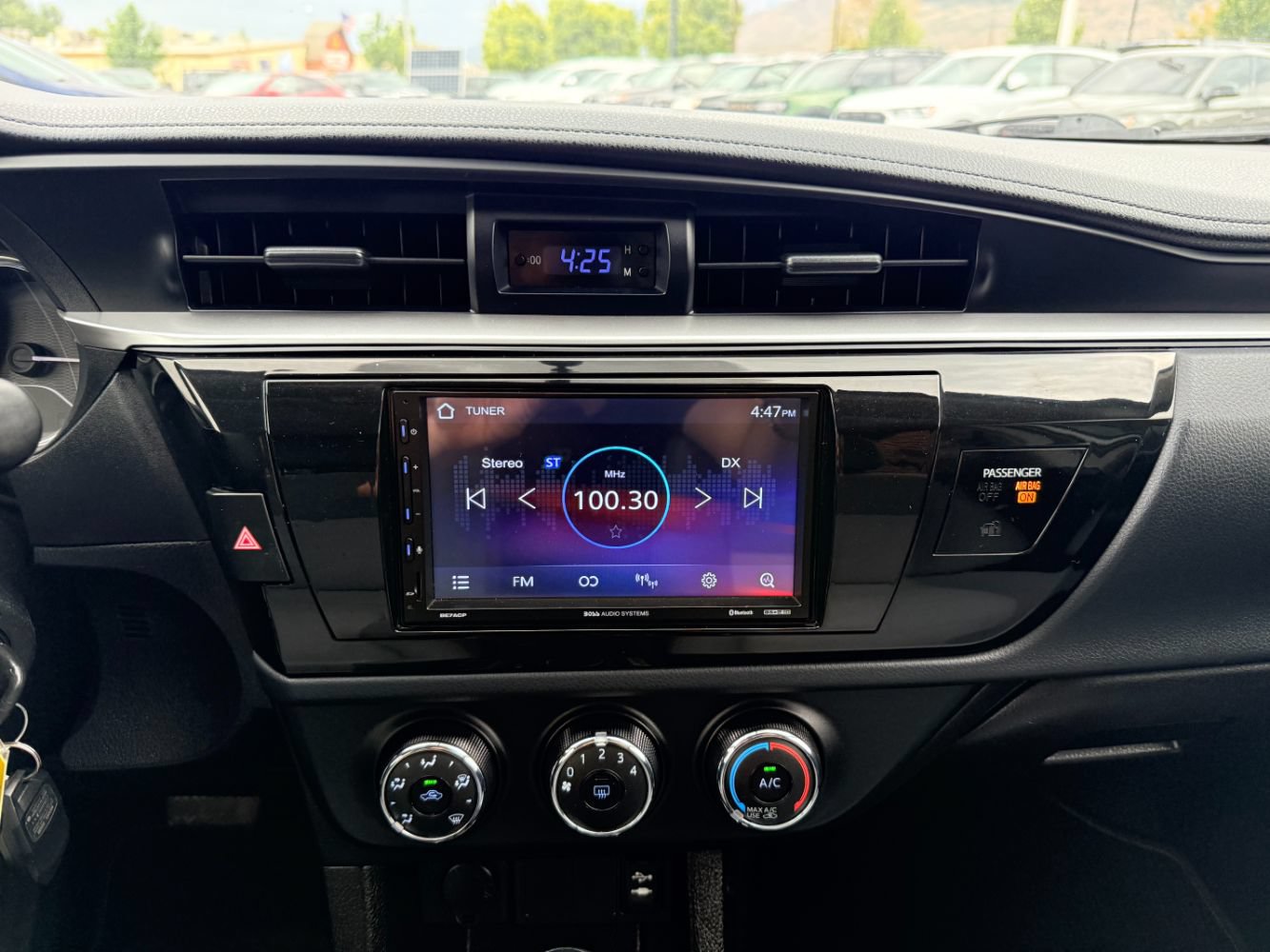 Used 2014 Toyota Corolla L FWD image 15