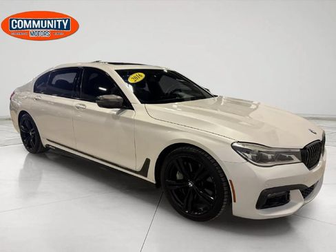 Used 2016 BMW 750i xDrive AWD/4WD image 9