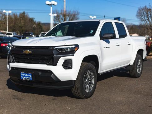 New 2025 Chevrolet Colorado LT w/ LT Convenience Package image 5
