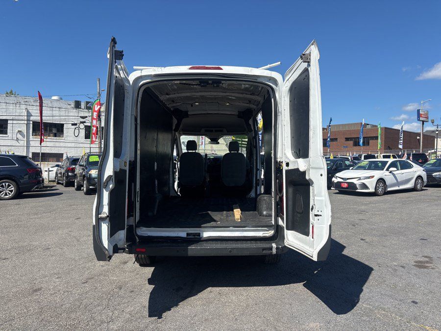 Used 2016 Ford Transit 250 130 Medium Roof w/ Exterior Upgrade Package RWD image 33