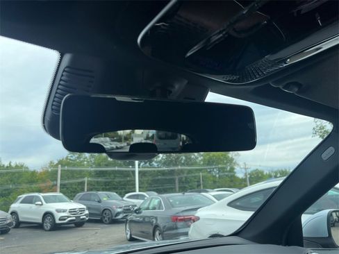 Certified 2025 Mercedes-Benz GLC 350e 4MATIC image 26