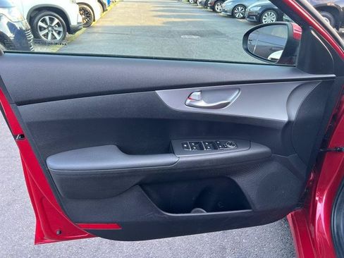 Used 2023 Kia Forte LXS w/ LXS Technology Package FWD image 26