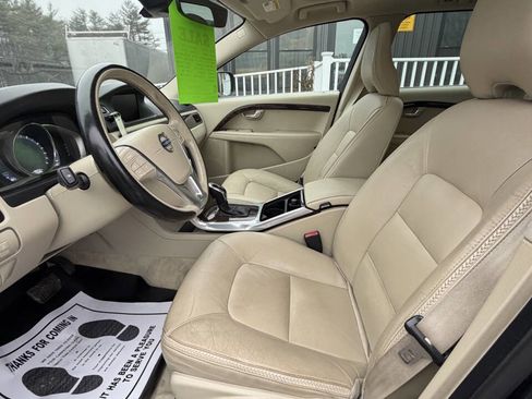 Used 2016 Volvo XC70 T5 Premier w/ Convenience Package image 7