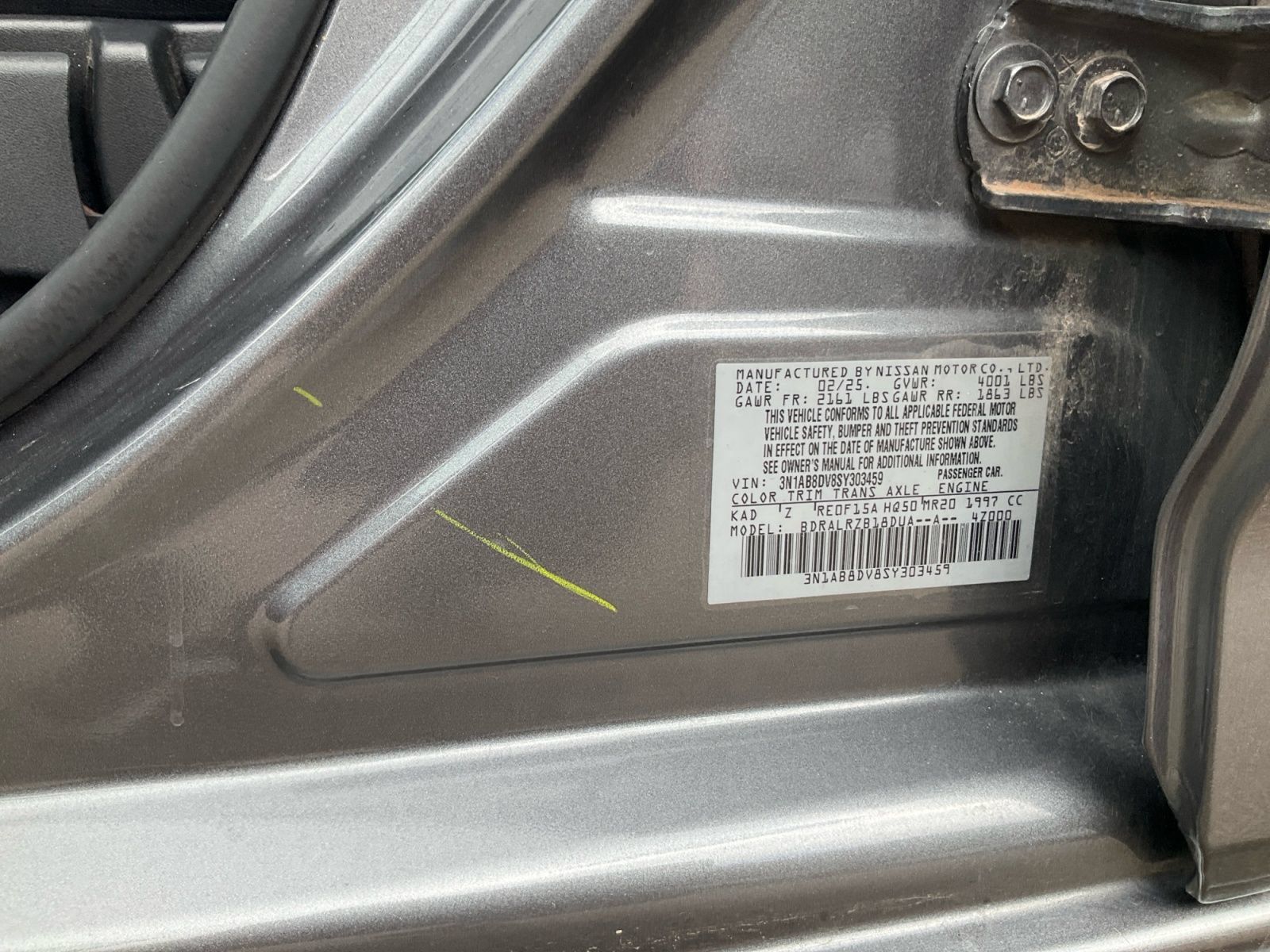 Used 2025 Nissan Sentra SR FWD image 23