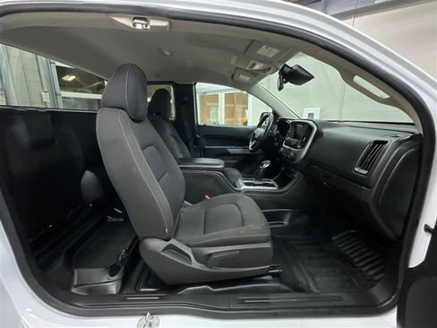 Used 2022 Chevrolet Colorado LT w/ Fleet Safety Package RWD image 20