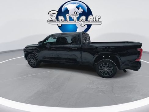 Used 2022 Toyota Tundra Platinum image 9