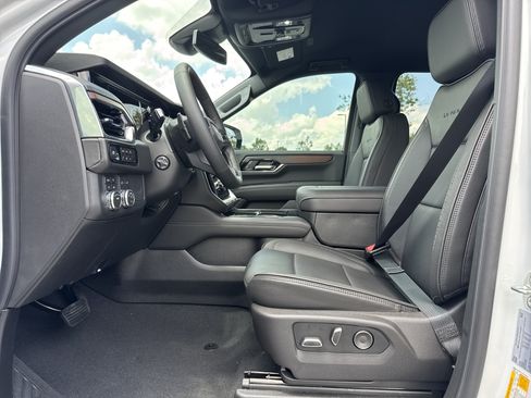 New 2026 GMC Yukon XL Denali AWD/4WD image 16