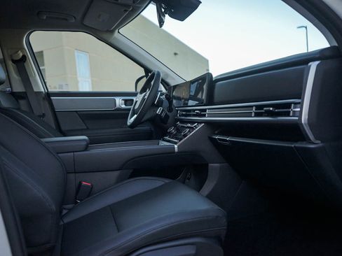 New 2025 Hyundai Santa Fe SEL image 11